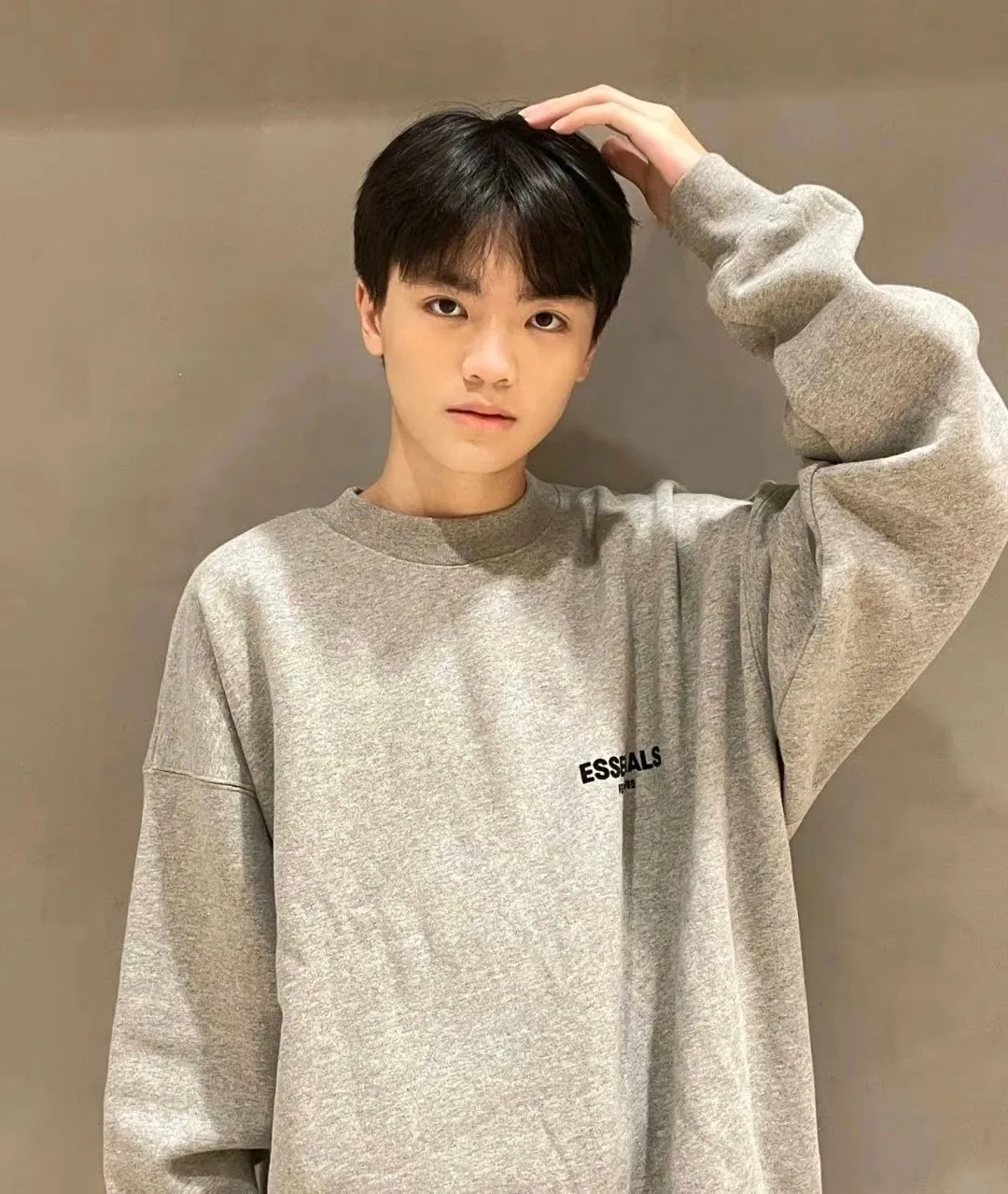 🎀Hot Sale 🎀108 【 Gray】 FEAR OF GOD ESSENTIALS FOG Same Style New Arrival LOGO ， Hot Sale Hot Sale， ！ FOG ， ！ Versatile ！ ESSENTIALS FEAR OF GOD savdni 3000W ， ， 。【 LOGO FEAR A ，A ， 】 ， ， ， 。 ： Black Size：XS-XL